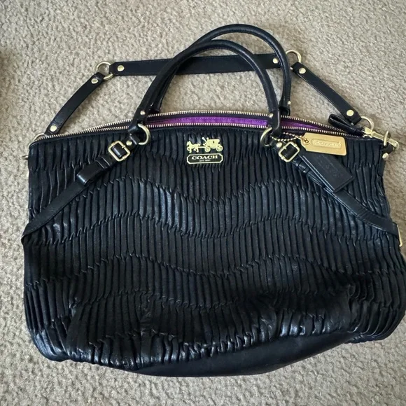 Coach Black Shoulder Bag with Pleated Design - Picture 1 of 4